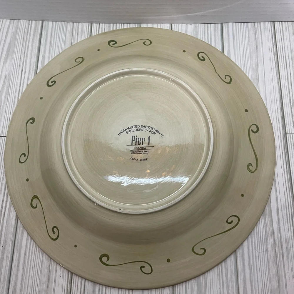 Pier One Vallarta Tuscan Italian Round Serving Platter